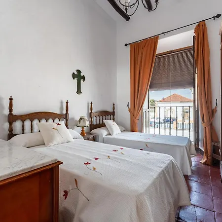 Malagasuite Bobadilla Holiday home *